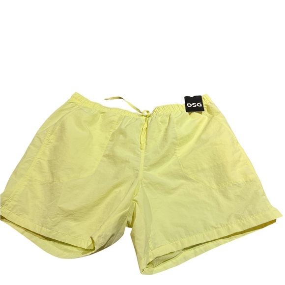 DSG Men’s XL 6” Rec Shorts Yellow Pulse New Water Repellent Gym Swim - Picture 1 of 4